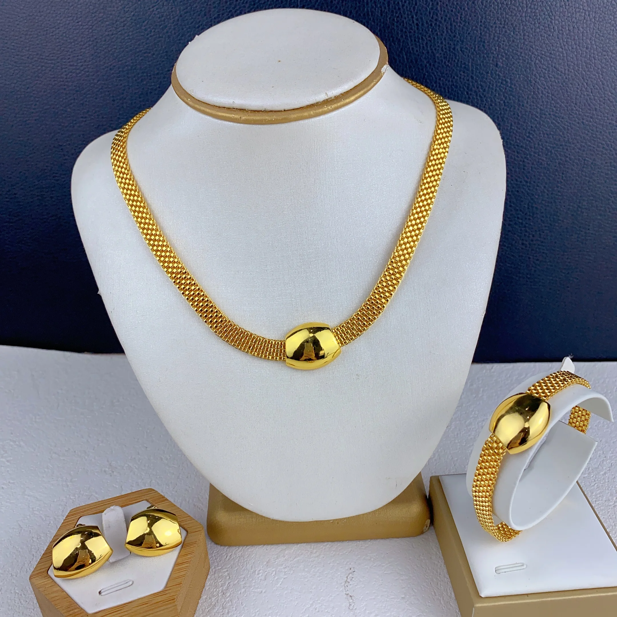 Dubai Einfache Halskette Ohrringe Schmuckset Für Frauen Vergoldet Nigeria Indische Afrikanische Braut Hochzeit Party Geschenk Schmuck