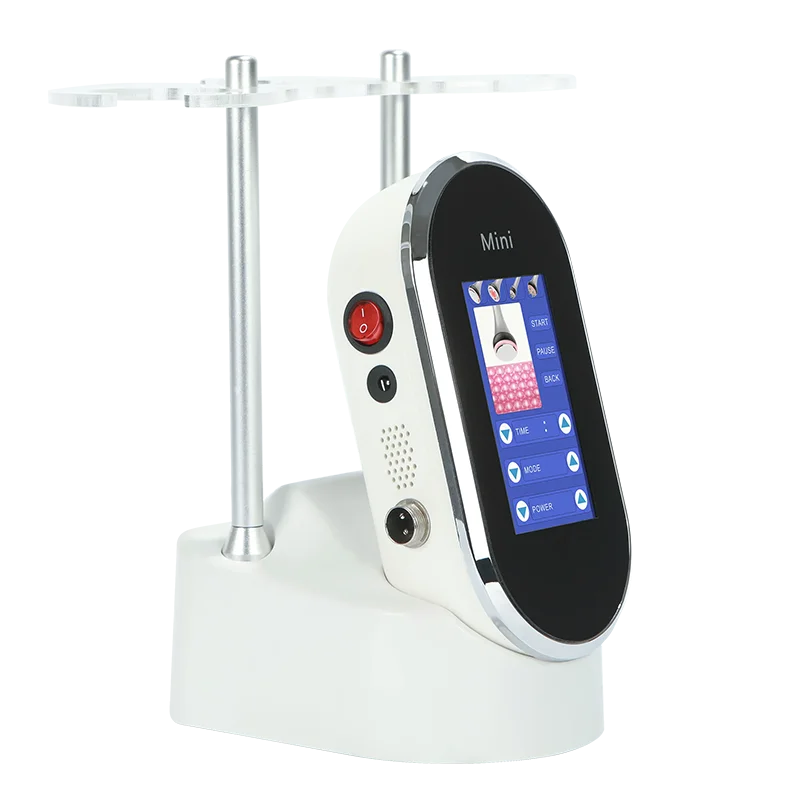 4 in 1 Cura del viso 40K Cavitazione Lipo Dimagrante Liposuzione ad ultrasuoni Cavitazione Macchina Dispositivo di sollevamento per il rafforzamento della pelle