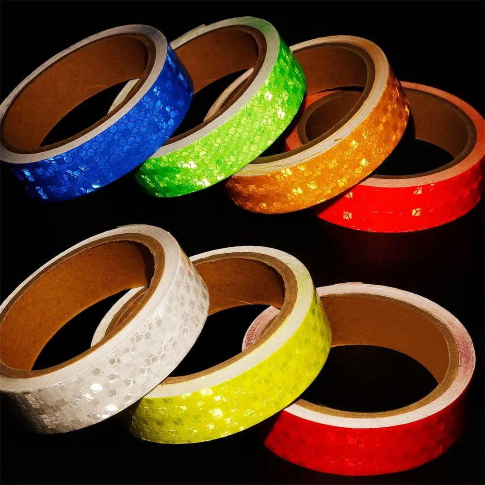 Adesivo riflettente per bicicletta da 2,5 cm * 10 m Striscia riflettente di avvertimento autoadesiva impermeabile ad alta visibilità in PVC per camion per auto