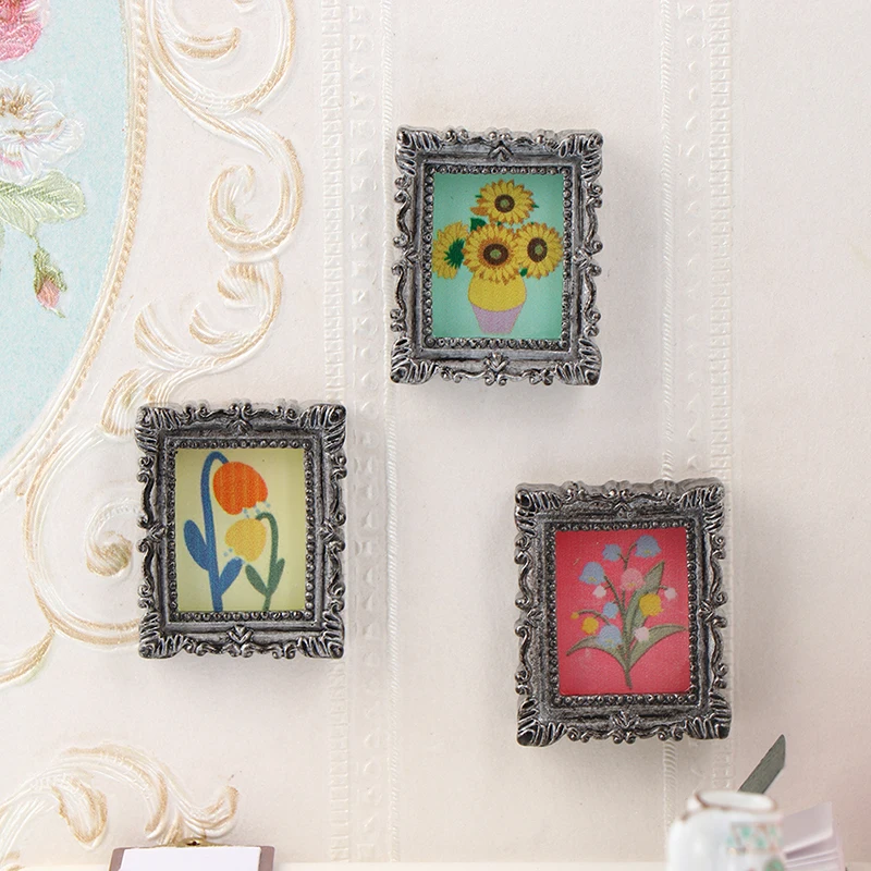 2pcs Mini Dollhouse Miniature 1:12 Frame Antique Manny Frame Oil Painting Diy Doll House Decoration Accessories