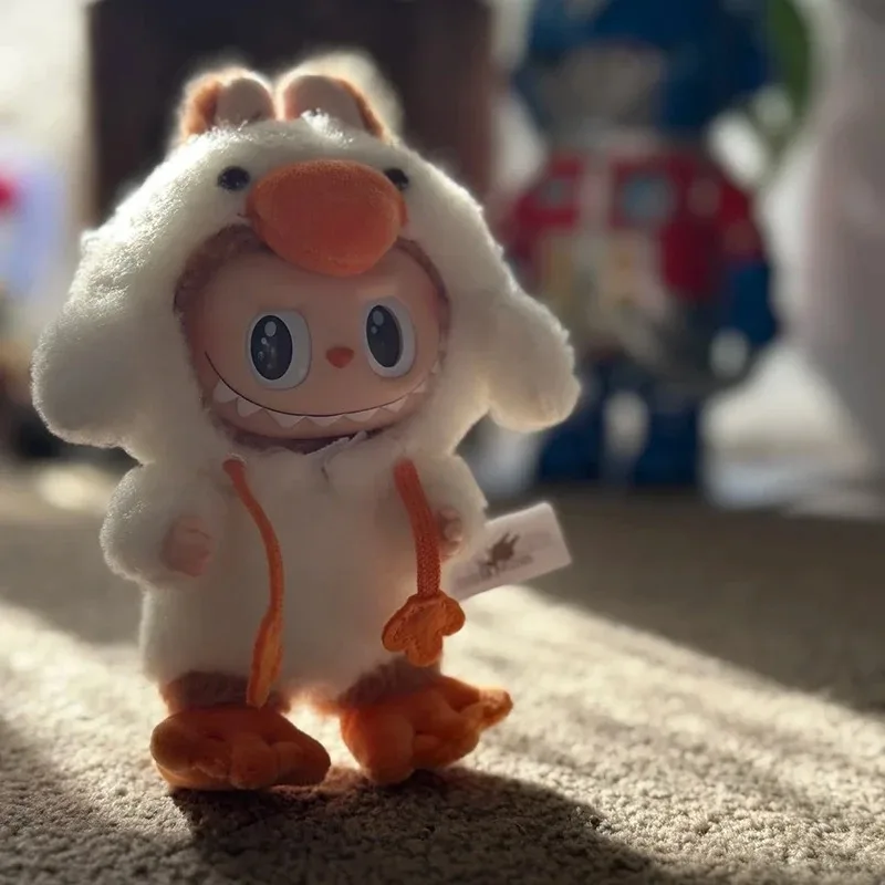 POPMART-THE MONSTERS Serie de cuento de hadas del bosque Muñeca de tarjeta colgante para niños, regalo de Navidad, juguetes de moda, llavero