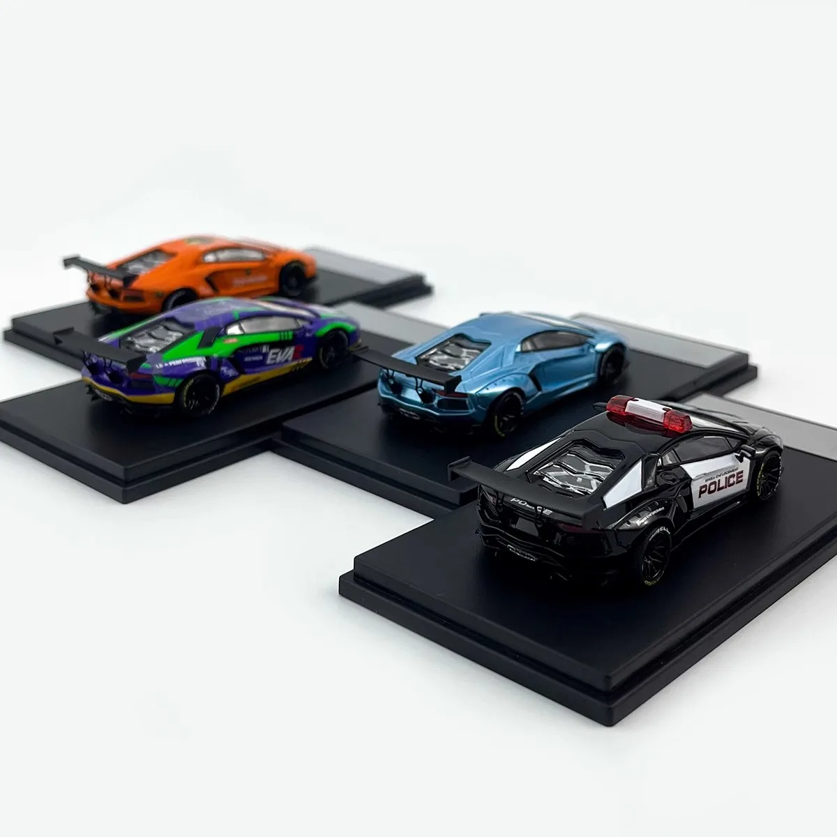 نموذج سيارة King Model 1:64 LP700 Aventador LBWK مصنوع من خليط معدني