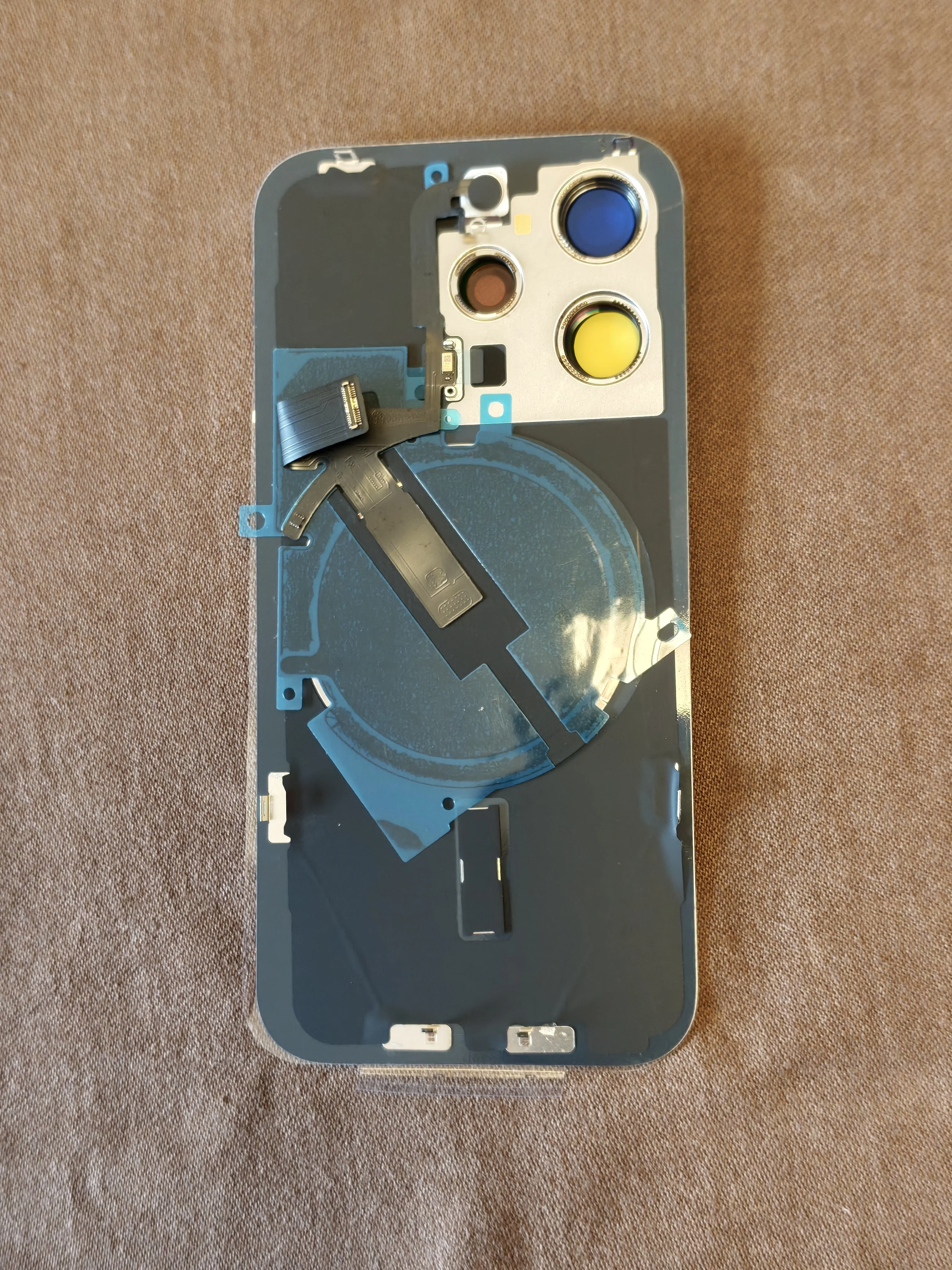 Whole Sale Replace for 15Pro Back Glass with Wirelee Cable with Flashlight