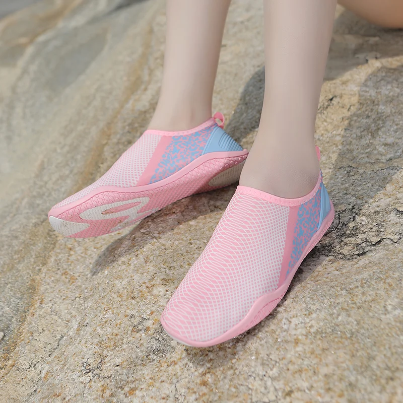 Quick-Dry Beach Water Shoes Women Swimming Aqua Slippers Barefoot Surfing Upstream Sneakers Men Seaside Shoes