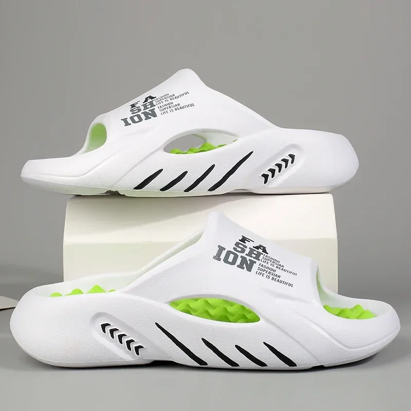 Nuevas zapatillas de masaje de verano para hombre, sandalias laterales para interiores y exteriores, zapatos informales de playa, chanclas de suela blanda, sandalias para hombre