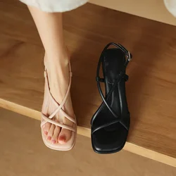 2025 New Off White Cross Strap Roman Sandals Summer Versatile Medium Thick Heel Open Toe Woven Pig Cage Shoes