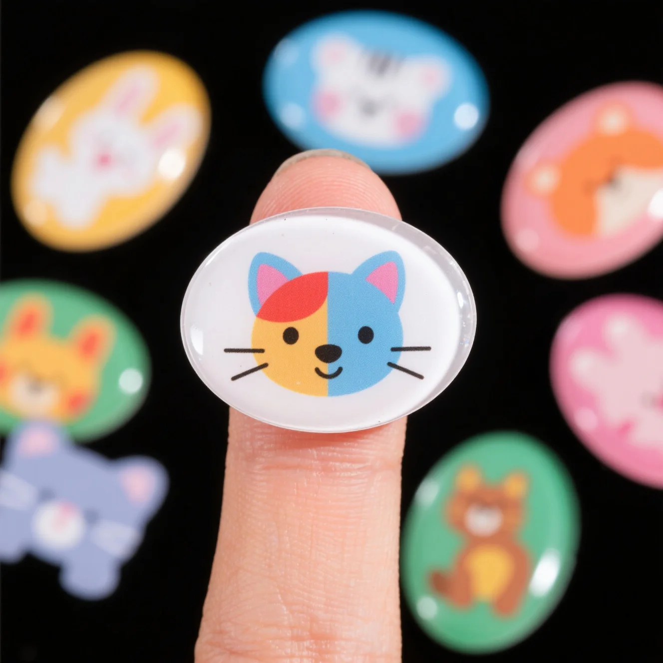 

Dome Sticker That Provides A Comfortable Tactile Experience For Users