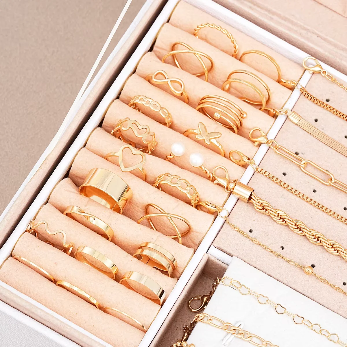 40 Pcs/Set Elegant Geometric Pearl Rings Multi-Layered Heart Zircon Necklace Simple Bracelet 3-In-1 Jewelry Set For Women Gifts view 5