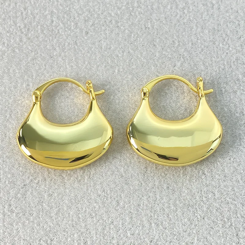 

Glossy Gold Fanshaped Hoop Earrings for Women Irregular Metal Silver Color Hollow Smooth Female Ear Buckle Earring Jewelry Gift