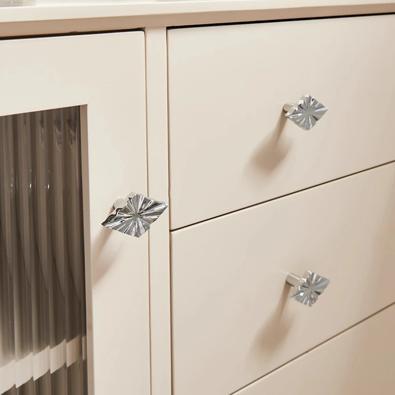 

Modern and Simple Brass Handle, Creative Leaves, Silver Drawer Cabinet, Wardrobe Door, Diamond Shaped Single Hole Cute Handle