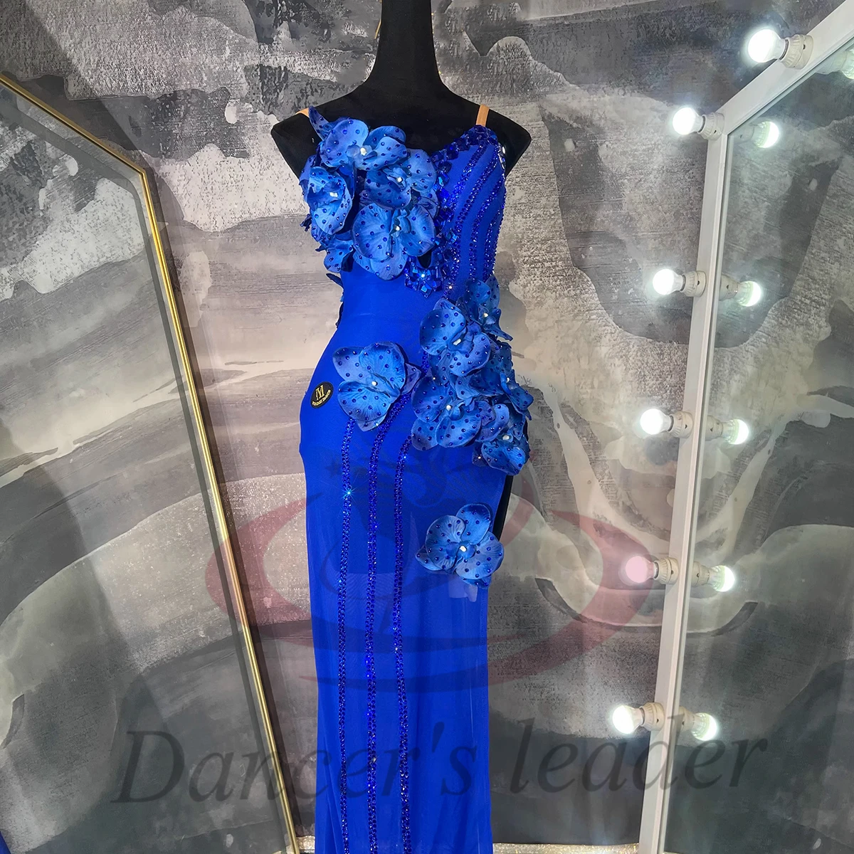 فستان راقص لاتيني للأطفال البالغين عالي الجودة مخصص من كلاين بلو فلاور تشا تشا سامبا للأداء الاحترافي