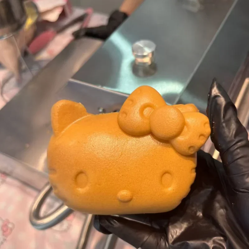 ماكينة صنع الوافل الصناعية التجارية غير اللاصقة بقدرة 1600 وات مع ماكينة صنع الوافل على شكل قطة كيتي