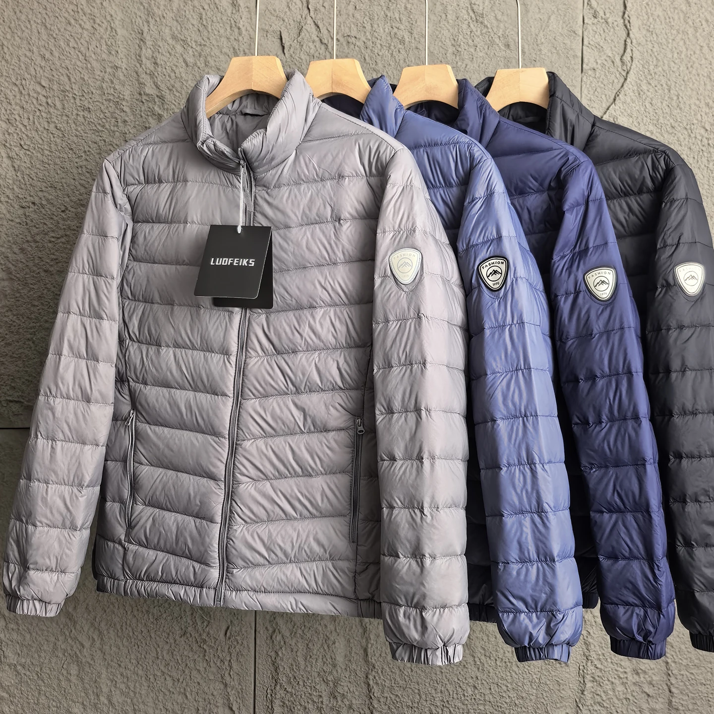 

Легкая теплая белая мужская куртка из пуха с воротником-стойкой, универсальная, для активного отдыха, ветрозащитная, стандартный крой