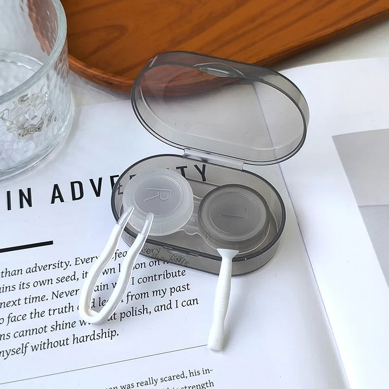 Nueva caja de lentes de contacto transparente para mujer, contenedor de almacenamiento de contactos de colores de viaje, estuche para lentillas con pinzas