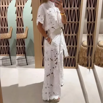 女性中空 2 個レース衣装刺繍レトロ気質スーツ 2024 エレガントなボタン半袖ブラウストップス & タイアップパンツセット