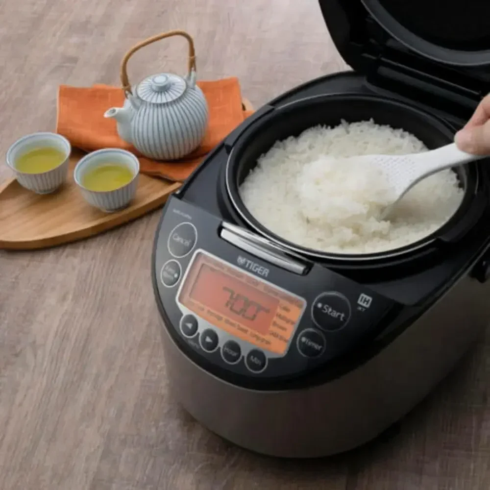 

Tiger JKT-D Multi-Functional Induction Heating (IH) Electric Rice Cooker with 12 Cooking Settings (Silver Black)