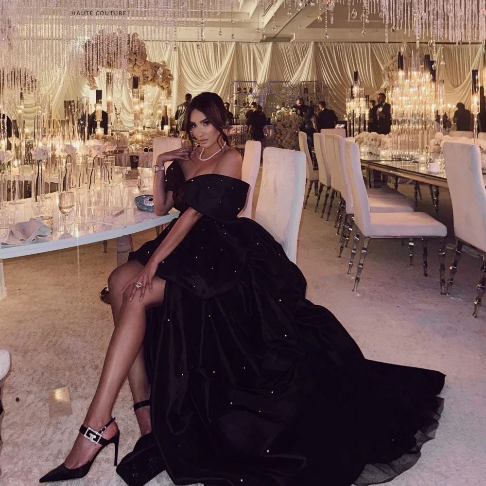 Bella personalizado negro perlas un hombro sin tirantes batas de velada satén abertura lateral vestidos de fiesta hasta el suelo vestido de graduación 2025