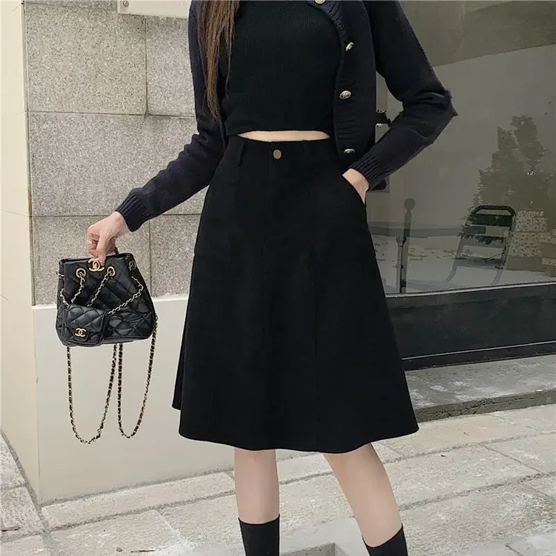 Retro Corduroy Skirt Women's Autumn and Winter Large Size High Waist Pocket A-Line Mid Skirt Slim and Versatile Umbrella Skirt