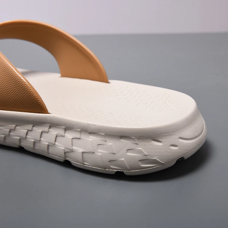 ฤดูร้อนใหม่ผู้ชาย Flip-Flops แฟชั่นสบายๆกลางแจ้งรองเท้าแตะชายหาดสบายผู้ชายรองเท้าสบายๆ House Flip Flops รองเท้า