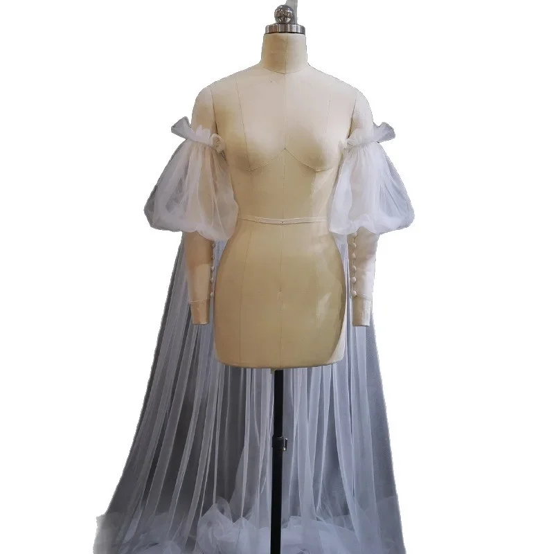 

Bridal long trailing single-layer chapel-style mesh shawl wedding dress with photo props D8987