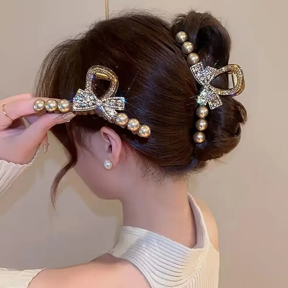 

Sweet Rhinestone Bow Claw Clip Korean Style Sparkling Large Shark Clip Crab Clip Headwear Pearl Hair Claw Daily