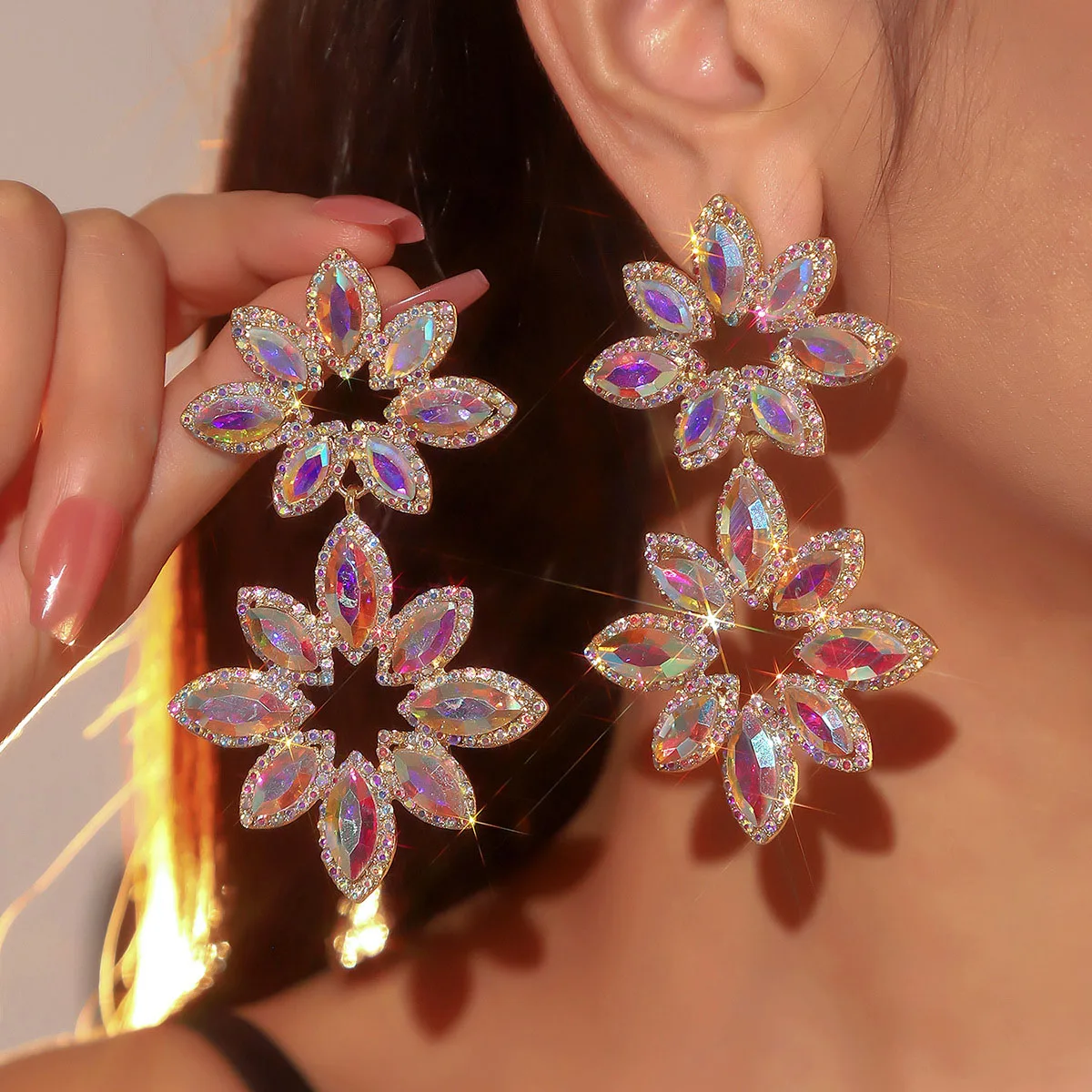 

1pc/Women's Exaggerated Colorful Flower Earrings, Rhinestone Crystal Ear Studs, Elegant Jewelry Accessory for Women & Girls