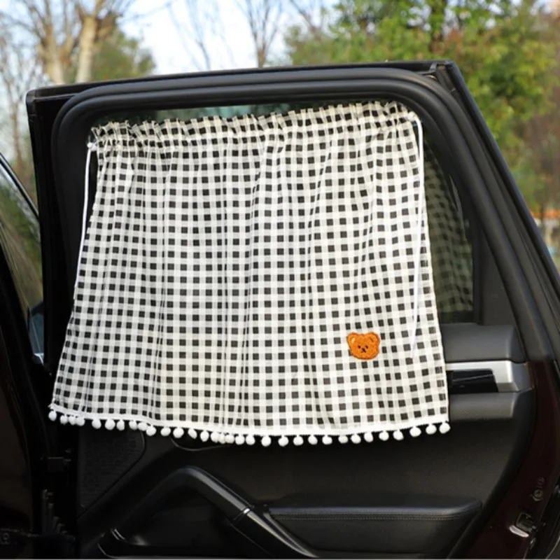 Car shade curtain, UV suction cup shade cloth, general privacy sunscreen insulation curtain, auto accessories random color