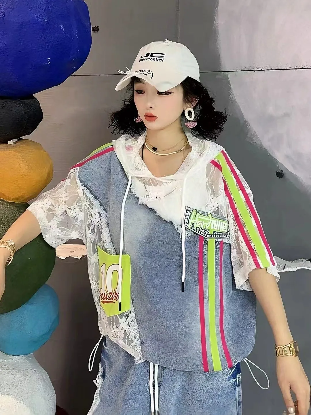 

Summer New Loose Fit Women's T-shirt Cotton Short Sleeve Hoodie Lace Splicing Denim Letter Print Cleanfit Style Casual Street...