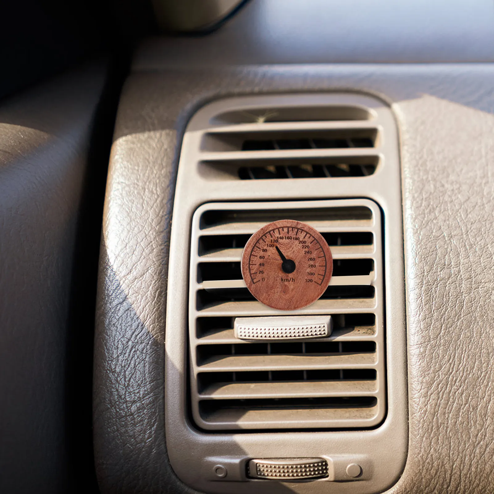Car Vent Diffuser Clip Wooden Air Freshener for Cars Homes Offices Purifies Odors Easy Install Removable Car Aroma Decoration