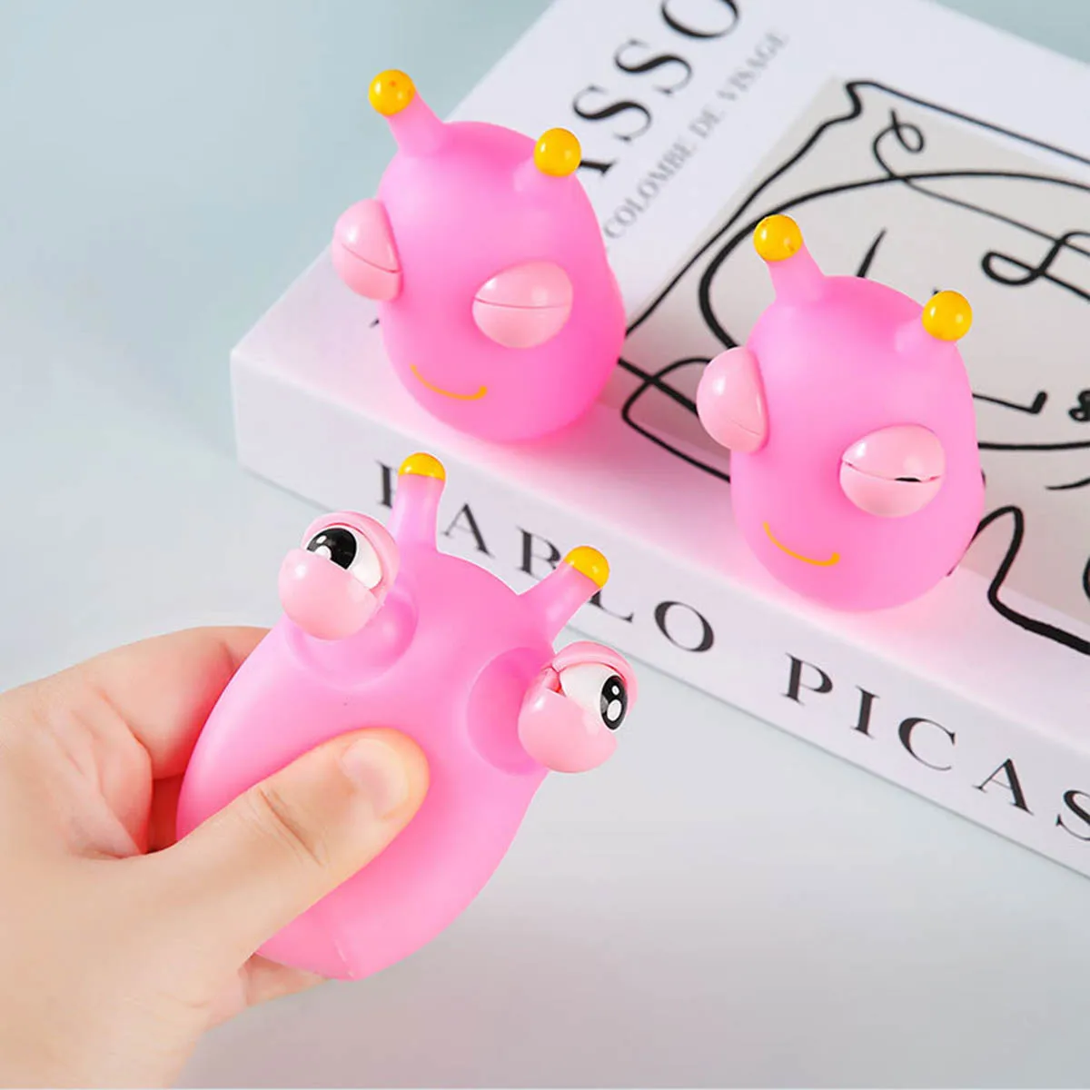 2Pcs Lustige Augapfel Burst Squeeze Spielzeug Rosa Augapfel Raupe Prise Spielzeug Für Erwachsene Kinder Stress Relief Zappeln Kreative Geschenk