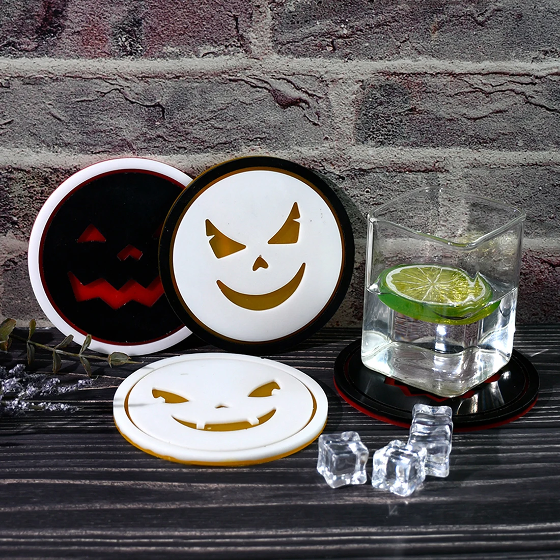 Halloween Series Funny Face Expression Coaster Epoxy Resin Silicone Mold Handmade Concrete Ghostface Cup Mat Mold Home Decoratio