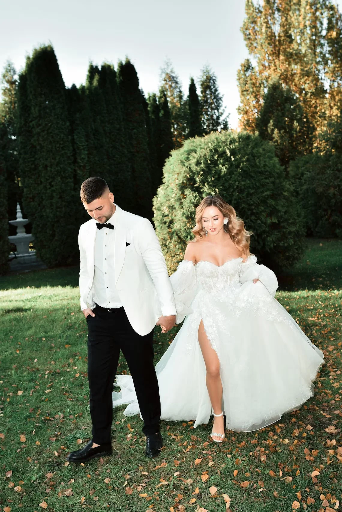 2026年アラブ風ラグジュアリーオフショルダーAラインウェディングドレスレースデカールヴィンテージロングスリーブプリンセスブライダルドレスカスタマイズ