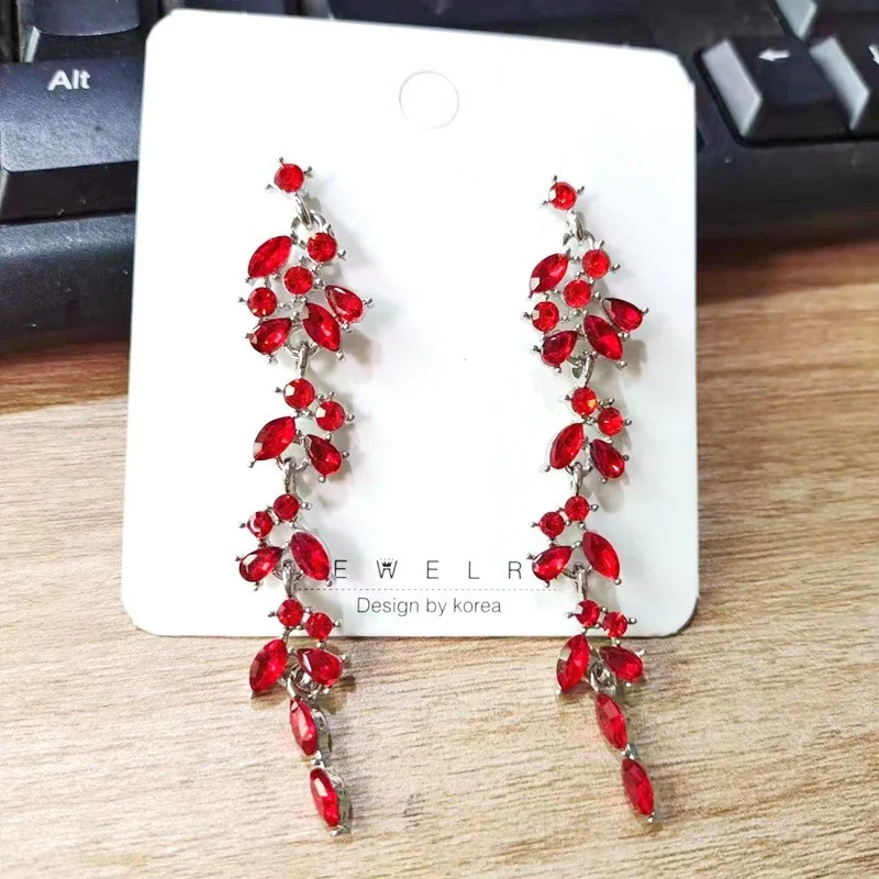 Fashion Red Zircon Long Tassel Earrings for Women Elegant Rose Crystal Pendant Earrings Girls Party Wedding Statement Jewelry