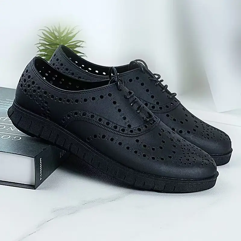Man\'s Summer New Baotou Hollow Out Sandals Soft Sole Non-Slip Anti Odor Lace Up Waterproof Casual Board Shoes Wading Shoes