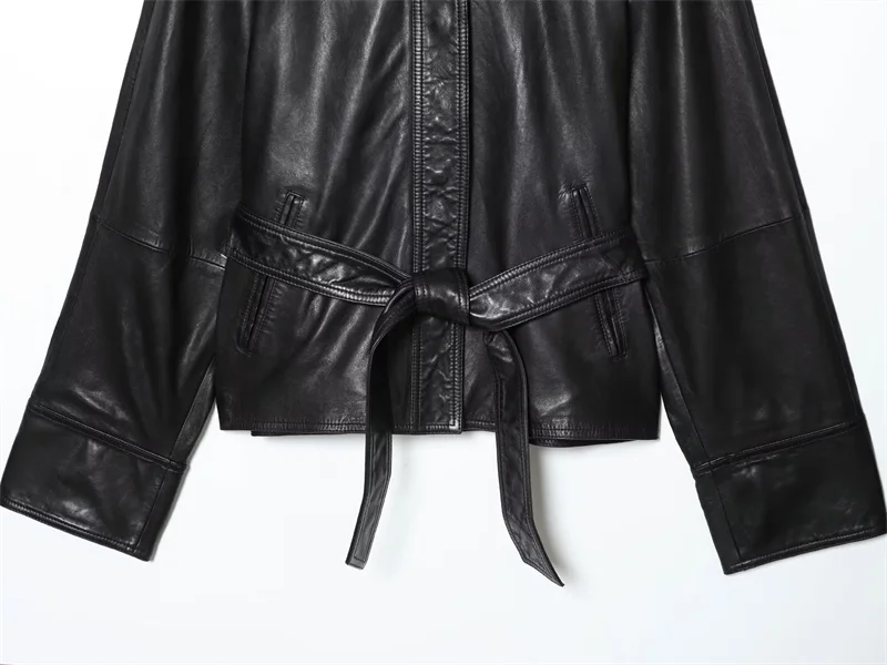 Veste femme 2025 hiver nouveau noir à manches longues Faux cuir à lacets décor court Style motard veste à la mode et polyvalente