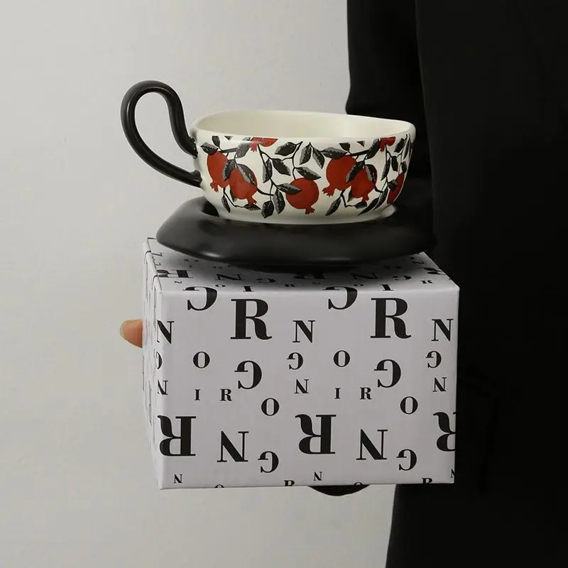Vintage Style Coffee Cup Plate Set, High-temperature Decal Mug, High-end Exquisite Restaurant Home Ceramic Cups for Couples