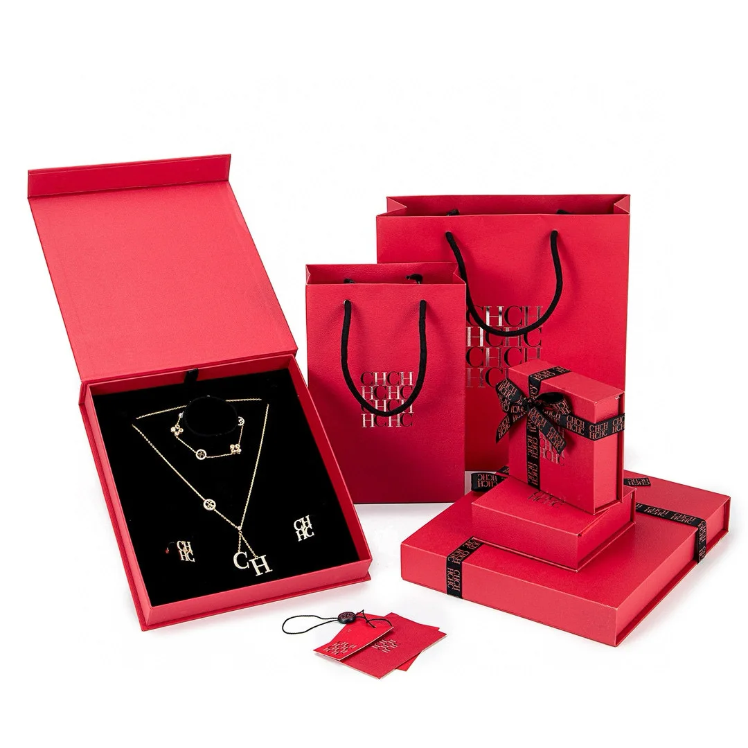 أقراط CHHC 2026 للنساء، تصميم الأبجدية المتلألئة، مجوهرات الأذن هيبوالرجينيك، فكرة هدية عصرية لها #1