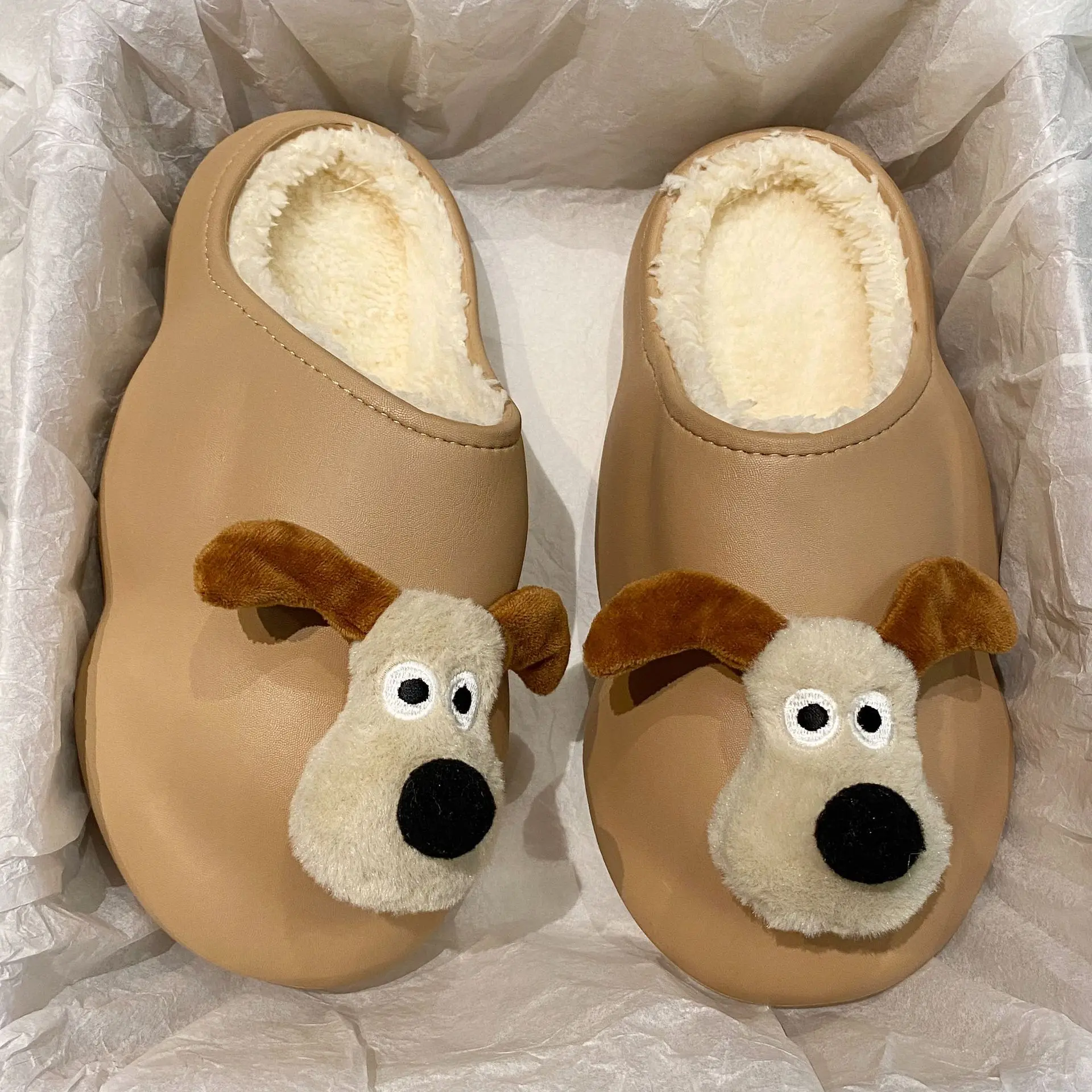 Cartoon Schattige Hond Katoenen Slippers Dames 2024 Herfst En Winter Nieuwe Kleding Antislip Fleece Warme Pluche Slippers