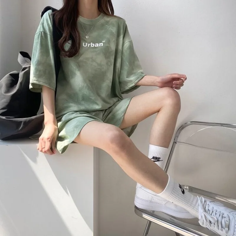 

Модные короткие комплекты с принтом тай-дай, женская одежда, уличная одежда 3XL, летние свободные пары унисекс, простые футболки в стиле Харадзюку с буквенным принтом для тренировок