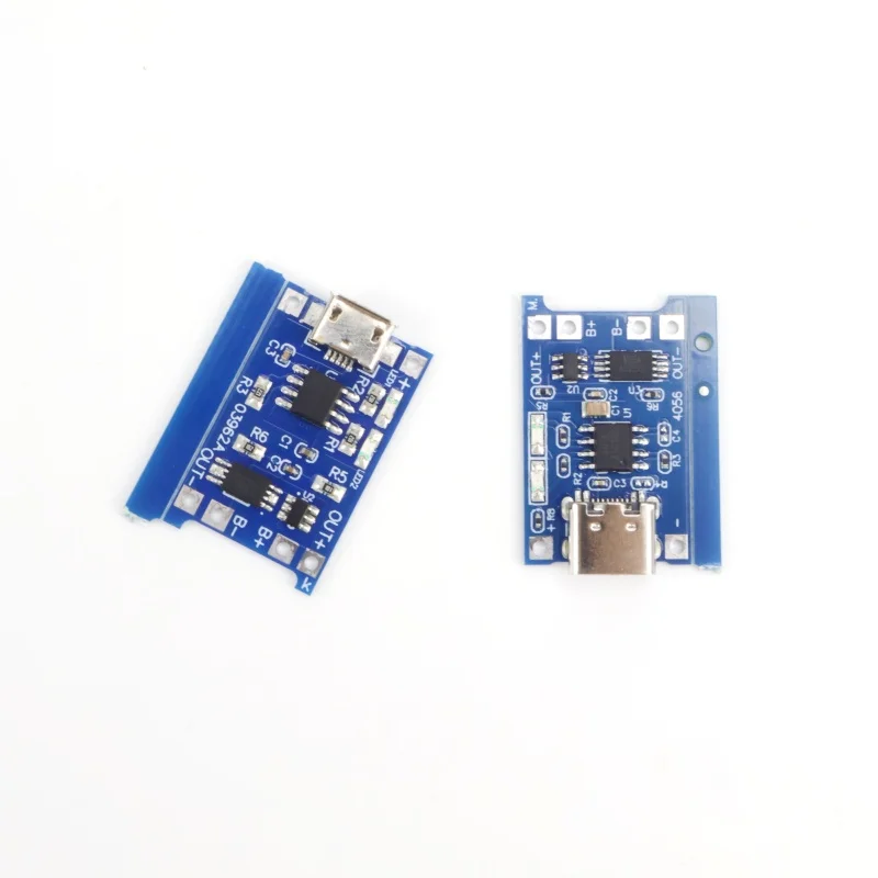 แผงวงจรชาร์จแบตเตอรี่ลิเธียม 18650 10 ชิ้น 5V 1A รุ่น TP4056 พร้อมพอร์ตชาร์จ Micro USB Type C และระบบป้องกัน