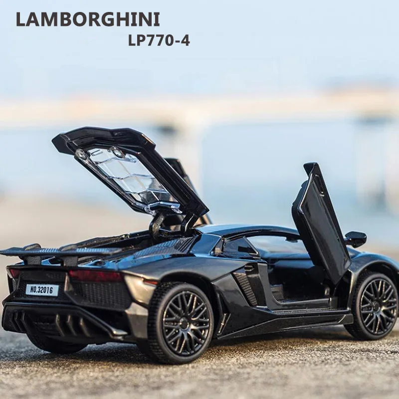 1:32 Lamborghini Aventador LP750 Alloy Toy Model Boy Gift High Simulation Metal Car Sound And Light Pull Back Sports Car Toy Car