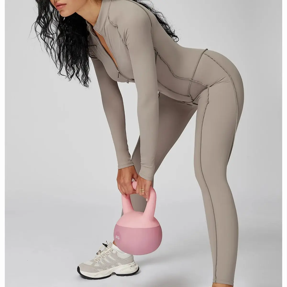 

2025 New Style Workout Jumpsuit Gym Yoga Set Sportswear Women's Slim Sports Push Up Jumpsuit Long Sleeves Fitness Overalls Femme