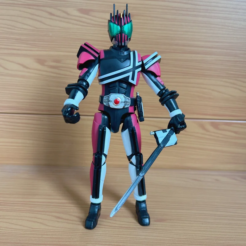 반다이 가면라이더 마스커드 라이더 액션 피규어 데케이드 & 더블 관절형 사운드 버전 수집용 장난감 데스크탑 장식 선물