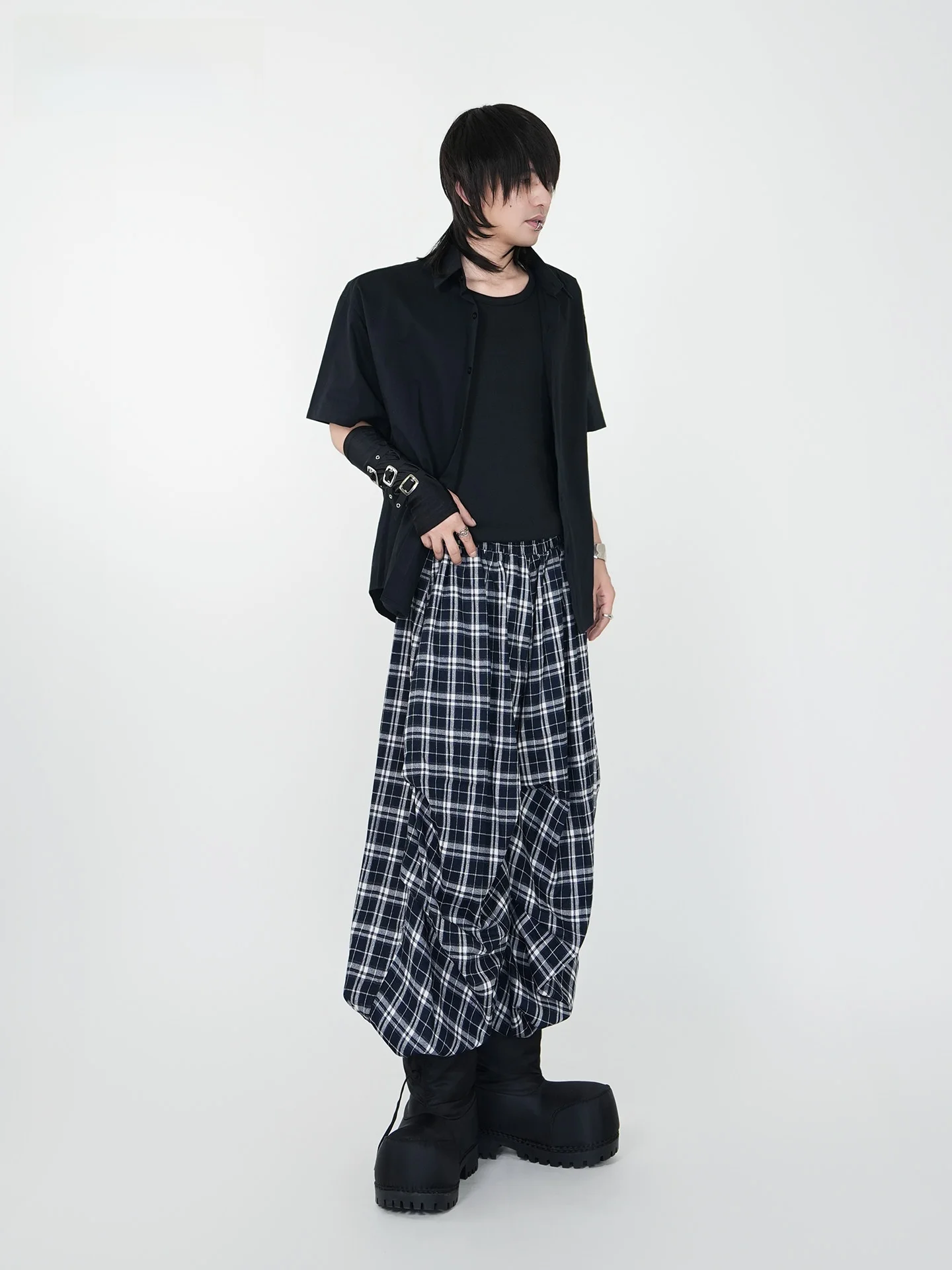 

VE2 Customized High Quality Loose Fit Pure Cotton Casual Short Sleeve Men's Shirt Summer Open Cardigan Jacket Breathable