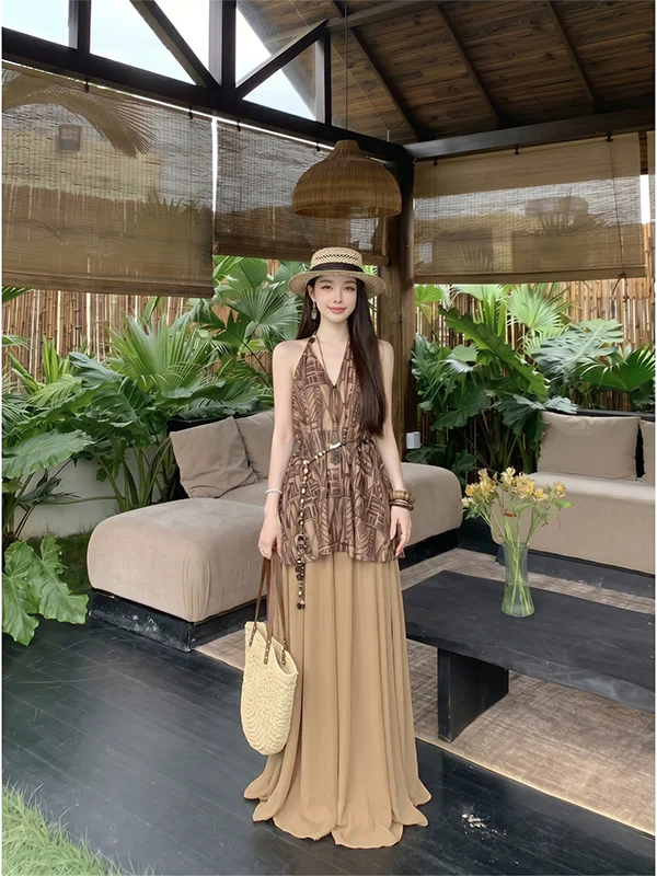 

Beach Vacation V-Neck Sleeveless Backless Crop Top And High Waist Skirt Two-Piece Women's Summer Fashion Set Casual Commute S...