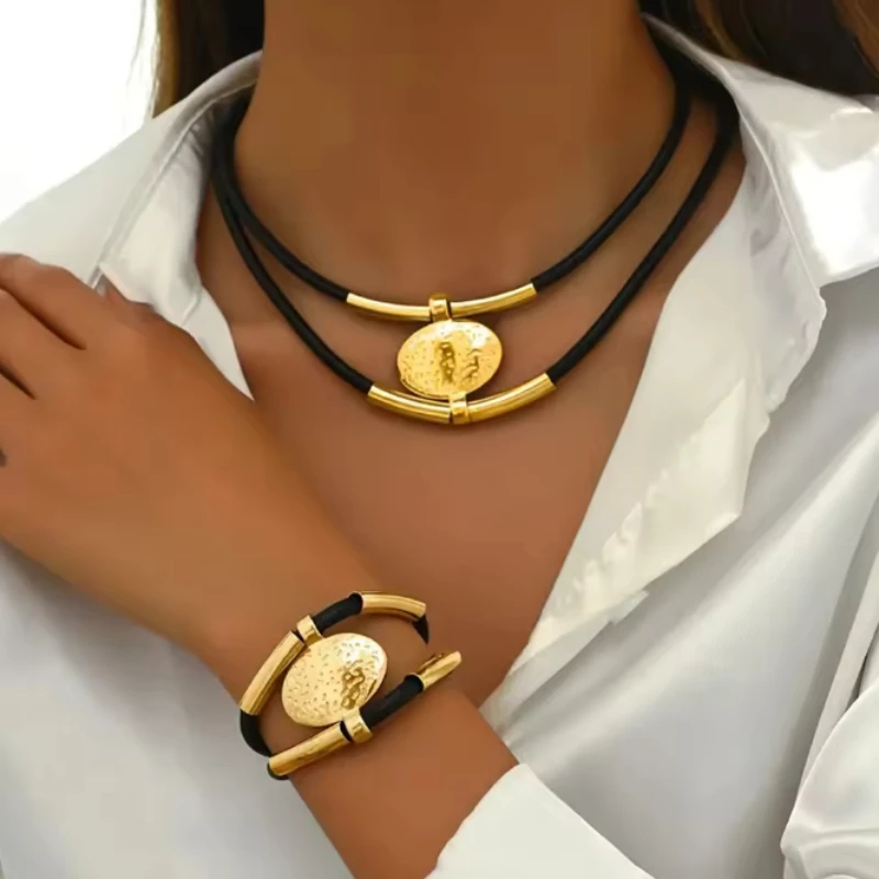 2-piece/set Retro Oval Leather Rope Necklace Bracelet, Women's Bohemian Holiday Accessory, Double-layer Jewelry Set