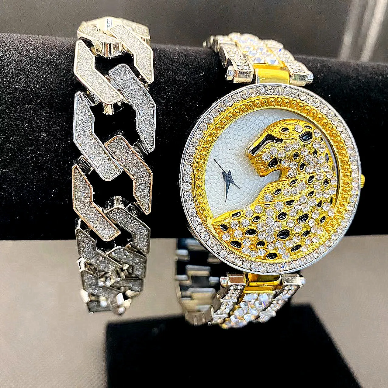 2pcs Iced Out Watch for Women Bling Bling CZ Bracelet Leopard Wrist Watch Luxury Diamound Watches Women jewelry Set Reloj Mujer