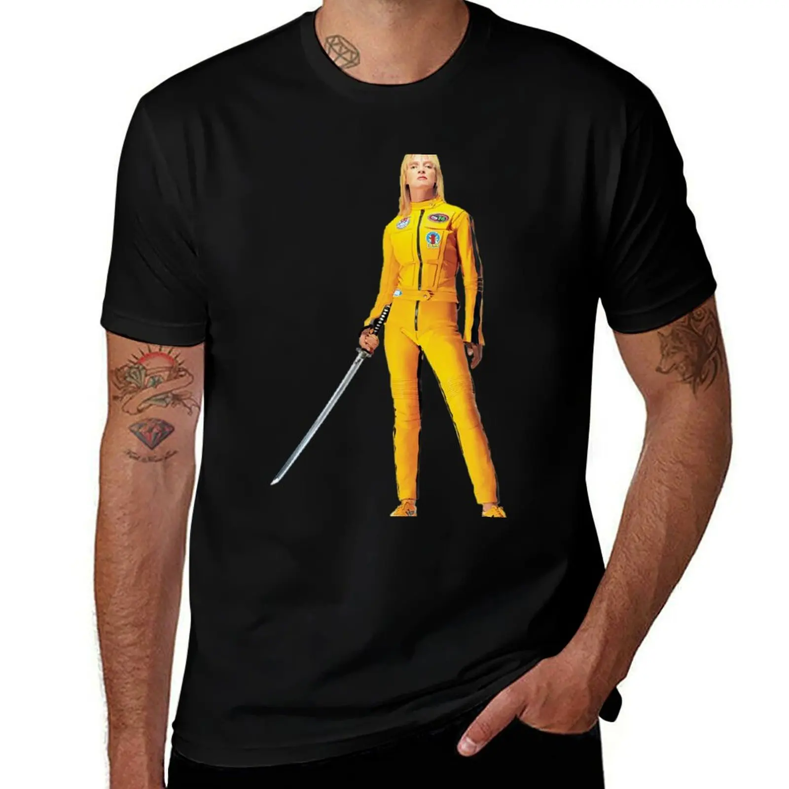 uma-thurman-kill-bill-sword-yellow-quentin-tarantino-iconic-blonde-black-mamba-the-bride-t-shirt