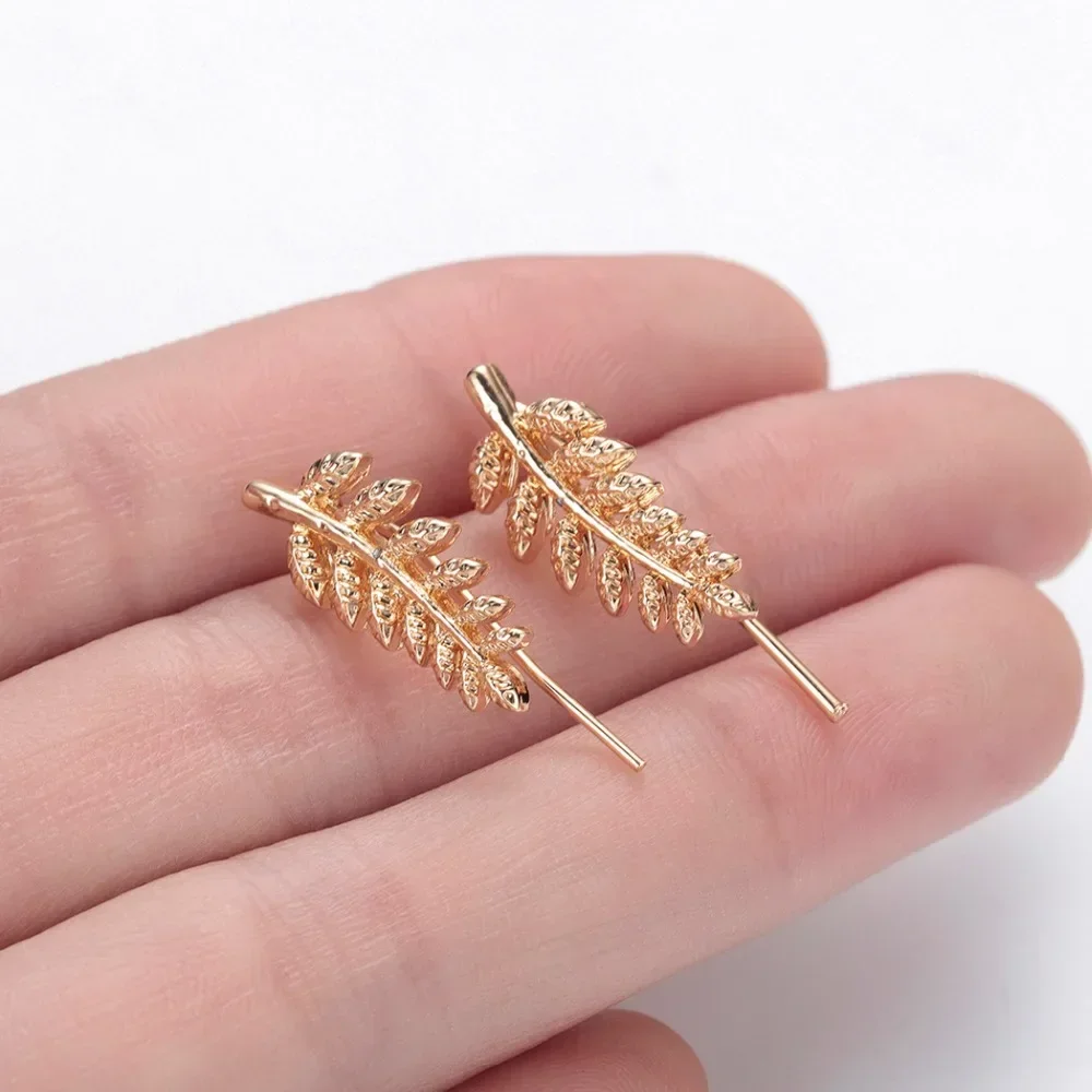 Trendy Leaf Earrings Ear Climber Round Heart Arrow Stud Earrings for Women Everyday Jewelry Boho Cat Paw Knot Ear Cuff Piercing