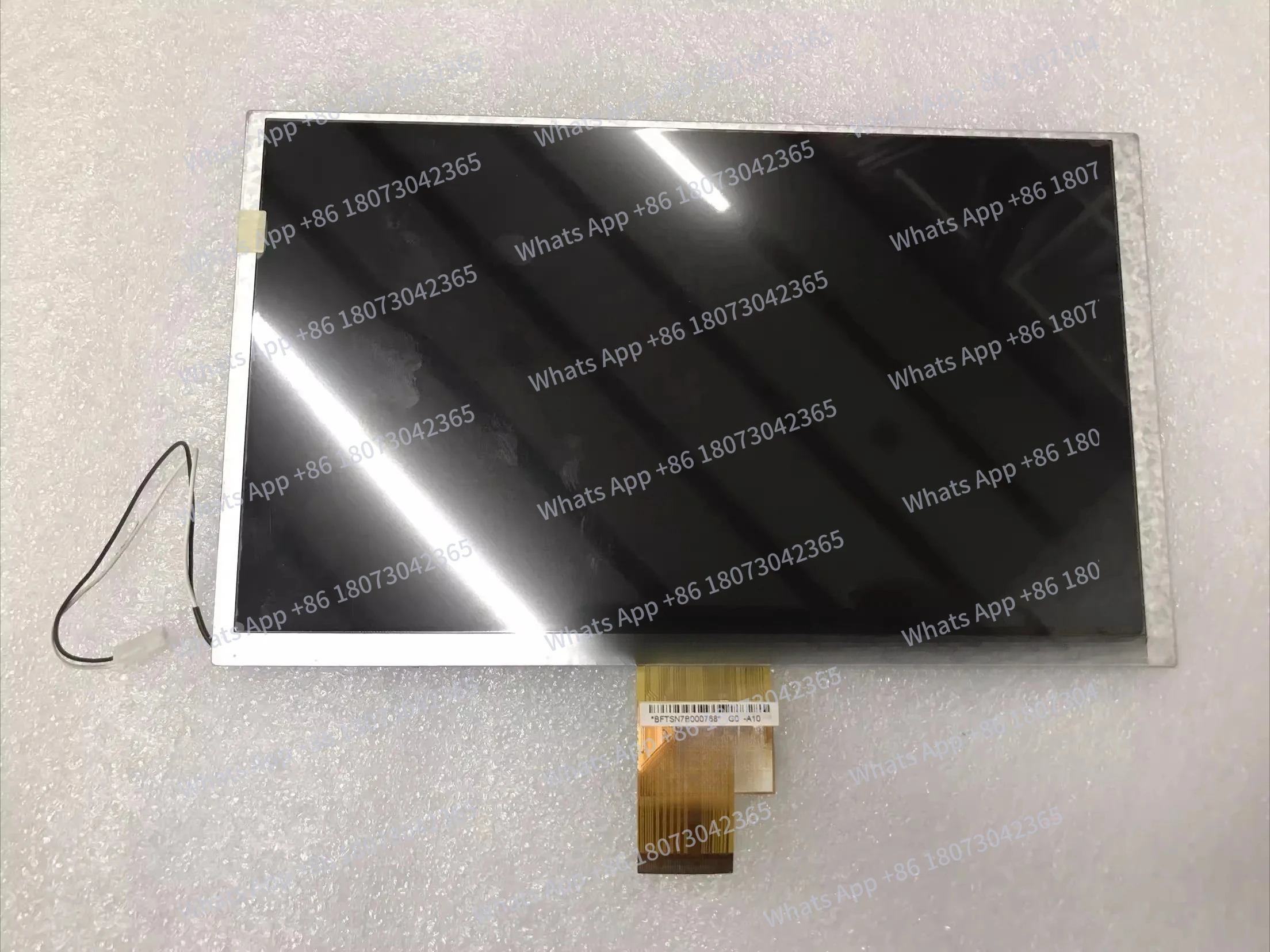 

6M1HY0052-A0 721HY60417-B0 G090HT39L40P-C01 LCD screen